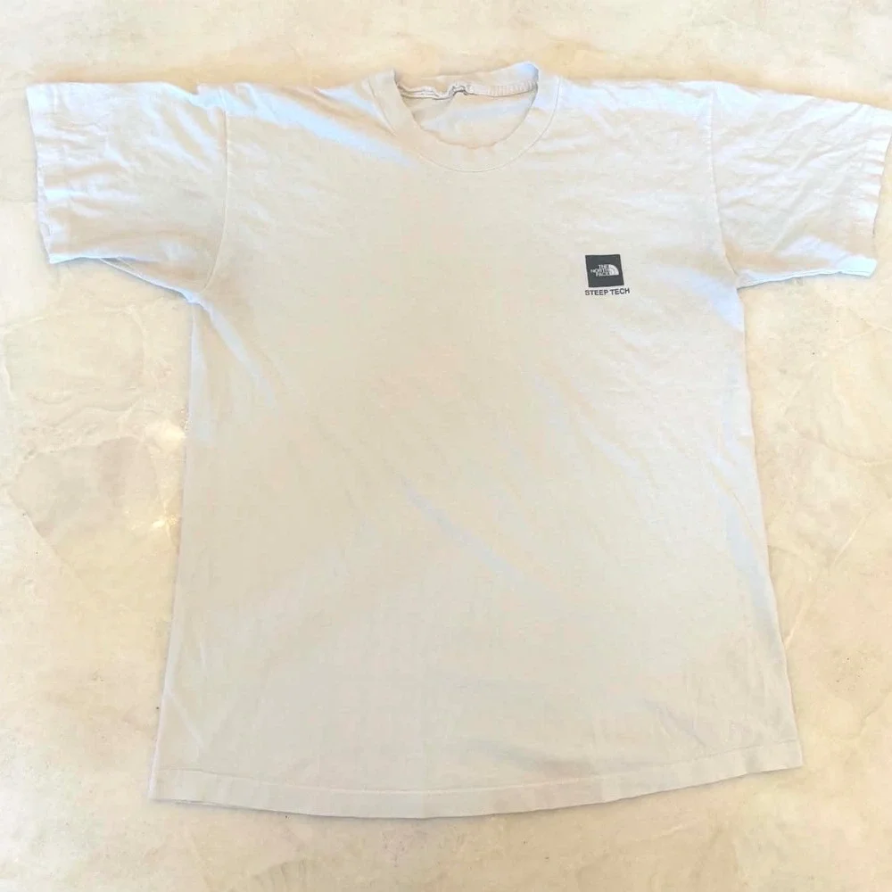 Vintage The North Face Steep Tech Skier T-Shirt Island Lake Lodge Fernie BC